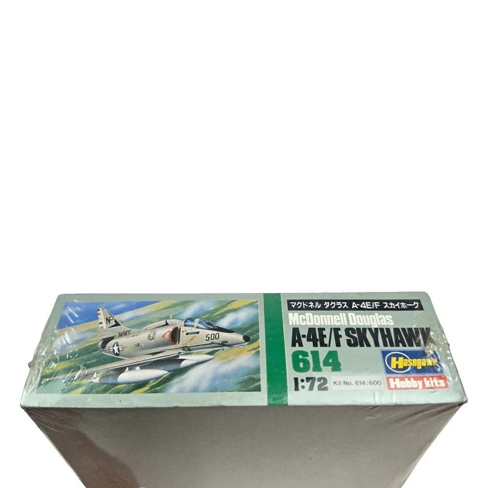 A-4E / F Skyhwak 614 - Hasegawa 1:72 Model Hobby Kit 1988‎ Sealed!